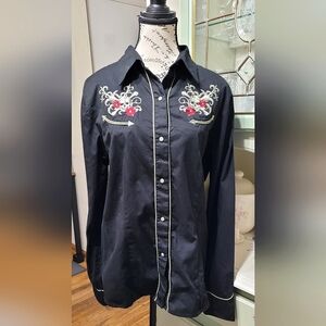 Roper WOMEN'S Embroidered Snap Front Shirt